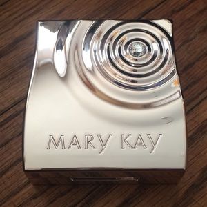 Mary Kay Compact
